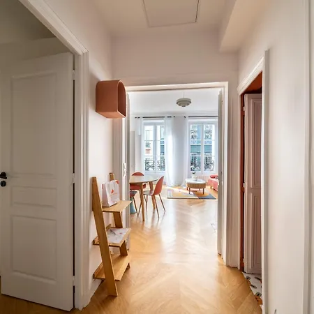 50 M² Lumineux Et Refait à Neuf Parigi